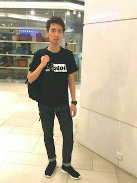 「fragment design（フラグメントデザイン）のアイテム（パンツ）」を使った、Kaoru Edmond Kwokさん（メンズ・179cm）の夏コーディネート