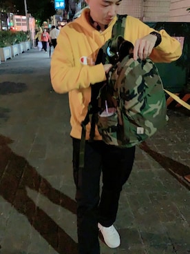 Kaoru Edmond Kwokさんのコーディネート