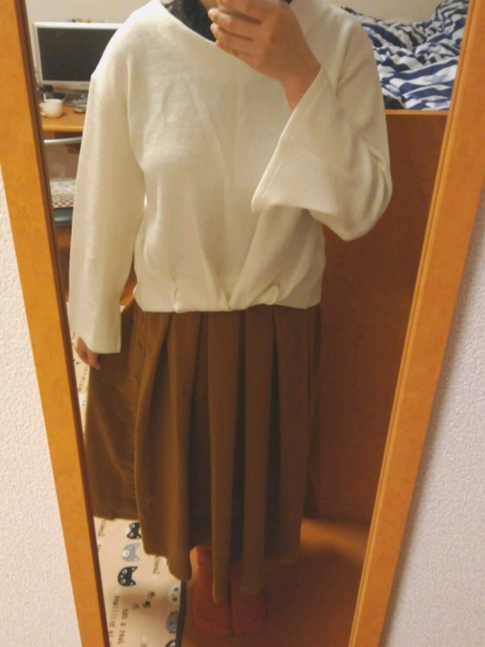「オシャレパッソ、秋コーデ、おしゃれさんと繋がりたい、黒レース、靴下」｜「RETRO GIRLのアイテム（スカート、オレンジ系）」を使った、kinmoku sei さん（レディース・158cm）の秋コーディネートの1枚目の写真