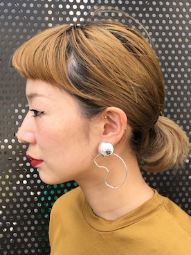 「アイテム（ピアス（両耳用））」を使った、kozueさん（レディース・168cm・30代）の秋コーディネート