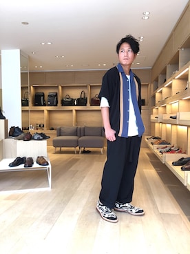 「革靴」｜「アイテム（Tシャツ/カットソー）」を使った、ジョータローさん（メンズ・169cm）の夏コーディネート