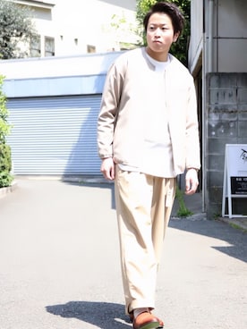 「INHERIT（インヘリット）のアイテム（スラックス）」を使った、ジョータローさん（メンズ・169cm）の春コーディネート