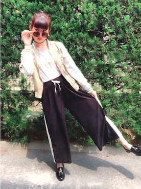 「JK」｜「アイテム（スタジャン）」を使った、Momoka_18oldさん（レディース・168cm）の秋コーディネート