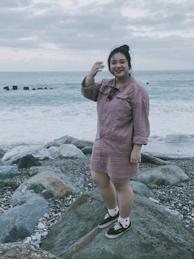 「アイテム（デニムジャケット、ピンク系）」を使った、RUBY🍑RUBYさん（レディース・160cm）の秋コーディネート