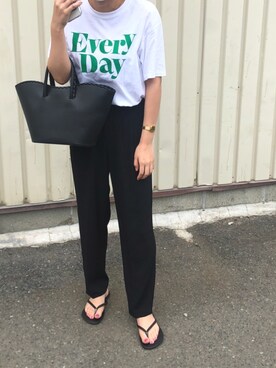 「COOLなこのコが仲間入り」｜「アイテム（ビーチサンダル）」を使った、k a r i nさん（レディース・161cm）の夏コーディネート