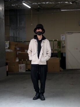 「ISAMU KATAYAMA BACKLASH（イサムカタヤマバックラッシュ）のアイテム（パーカー）」を使った、WayBeeee!!!さん（メンズ・173cm）の秋コーディネート