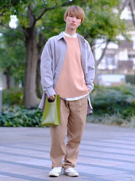 「ホワイトスニーカー」｜「アイテム（その他アウター）」を使った、いったさん（メンズ・170cm）の春コーディネート