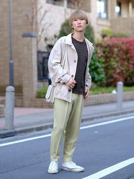 「ホワイトスニーカー」｜「アイテム（ブルゾン）」を使った、いったさん（メンズ・170cm）の春コーディネート