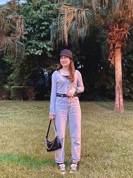 「blue」｜「アイテム（ハンドバッグ）」を使った、Peggieさん（レディース・160cm）の秋コーディネート