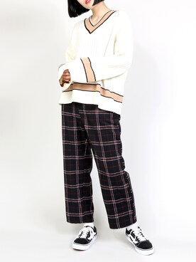 「DING（ディング）のアイテム（パンツ）」を使った、DING_officialさん（レディース・160cm）の冬コーディネート