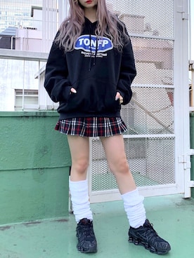 「DING（ディング）のアイテム」を使った、DING_officialさん（レディース・159cm）の冬コーディネート