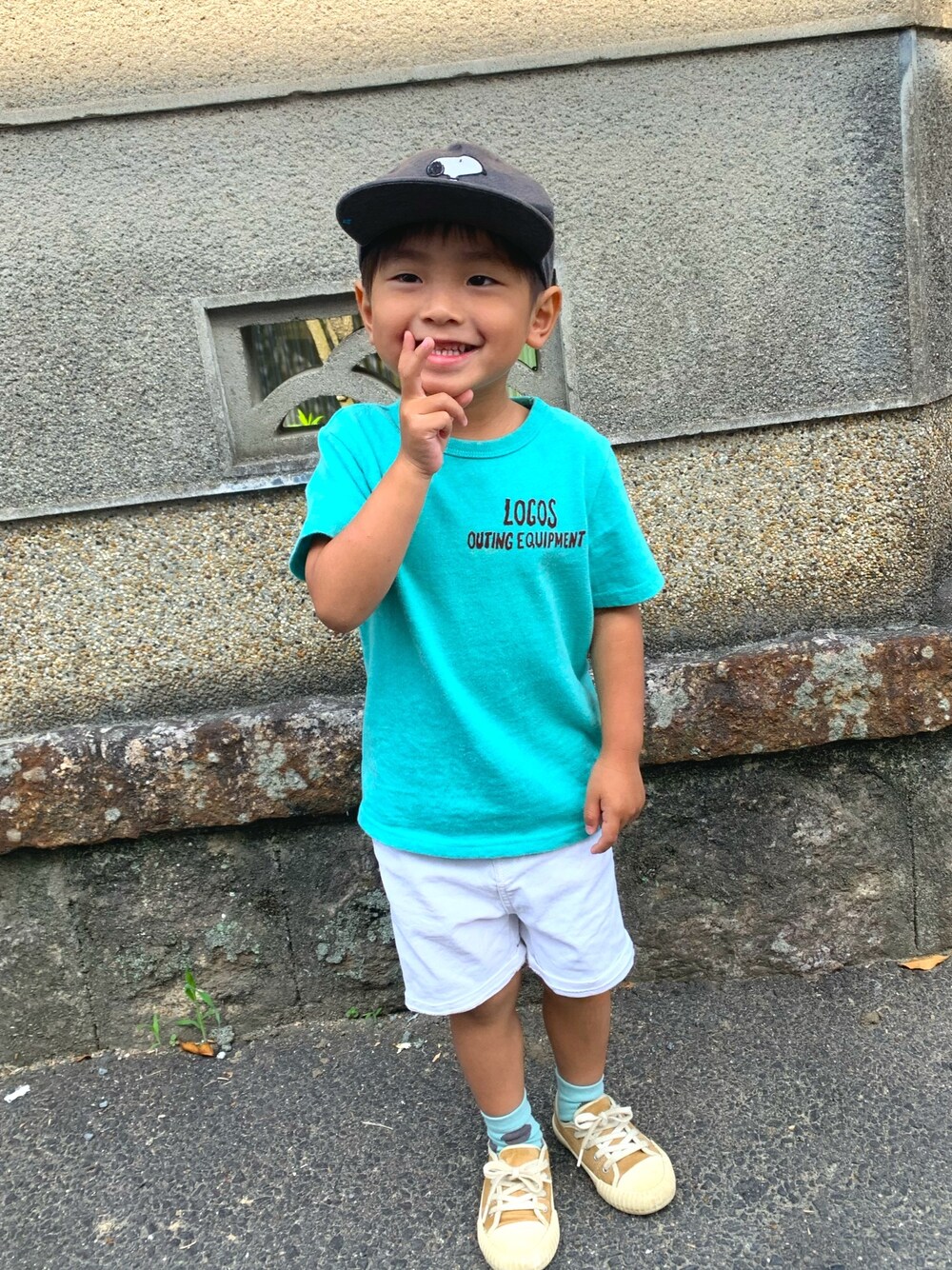 「キッズコーデ、男の子コーデ、ショートパンツ」｜「LOGOSのアイテム（Tシャツ/カットソー、グリーン系）」を使った、sakuさん（キッズ・100cm）の夏コーディネートの1枚目の写真