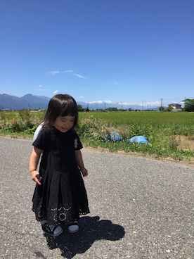 「おんなのこコーデ」｜「アイテム（チュニック）」を使った、小依さん（キッズ・80cm）の夏コーディネート