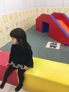 「frankygrow（フランキーグロウ）のアイテム（シャツ/ブラウス）」を使った、小依さん（キッズ・80cm）の秋コーディネート