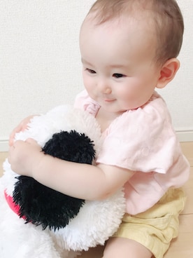 「無印良品（ムジルシリョウヒン）のアイテム（Tシャツ/カットソー、ピンク系）」を使った、まるさん（キッズ・70cm）の夏コーディネート