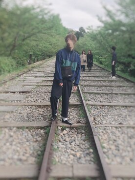 「アイテム（スリッポン）」を使った、ponさん（メンズ・173cm・20代）の春コーディネート