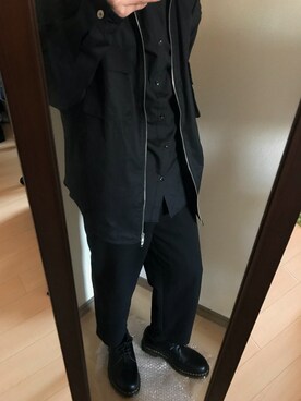 「真っ黒コーデ」｜「アイテム（その他アウター）」を使った、ゆうさん（メンズ・172cm）の冬コーディネート
