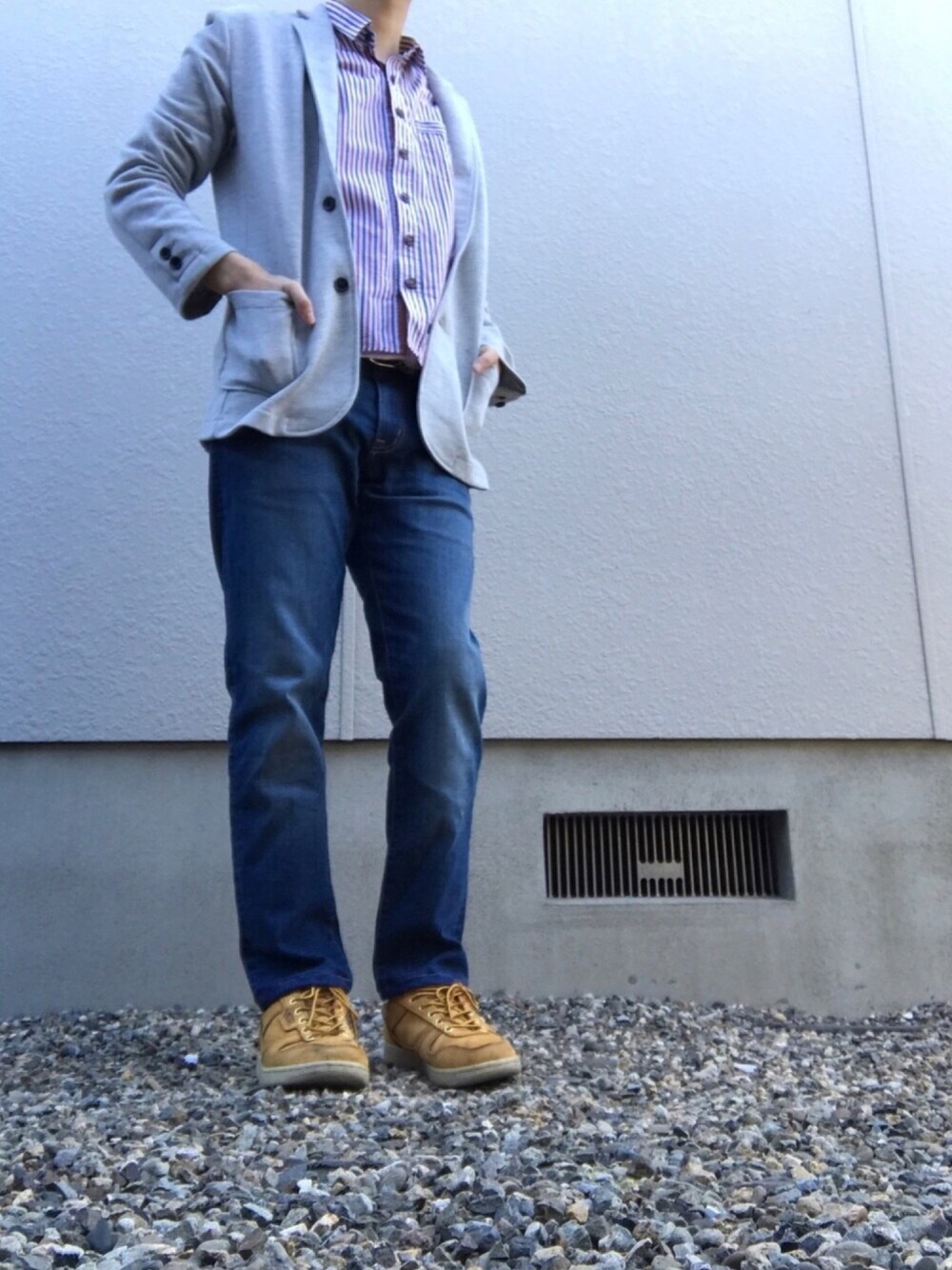「グレージャケット、VANS、デニムパンツ、スリムパンツ、GU、春コーデ、トリコロール、トリコロールシャツ、Modishgaze、BENO」｜「VANSのアイテム（スニーカー、ブラウン系）」を使った、りずむさん（メンズ・167cm）の春コーディネートの1枚目の写真