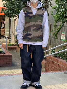 「カモ柄」｜「アイテム（財布/小物）」を使った、牛たたき¥280さん（メンズ・170cm）の冬コーディネート