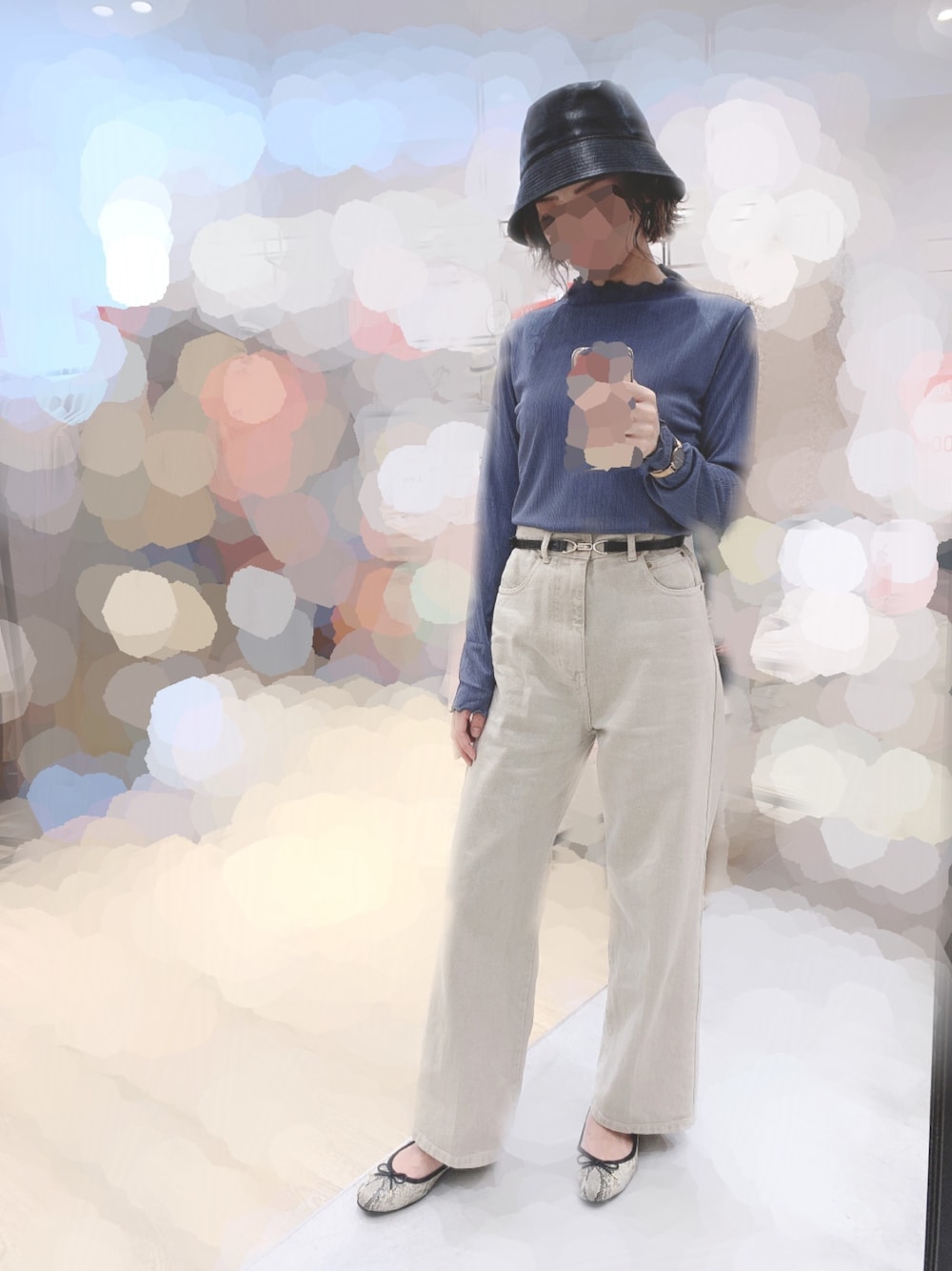 「秋のコーデ」｜「Te chichi TERRASSEのアイテム（Tシャツ/カットソー、ブルー系）」を使った、3人年子のママさんさん（レディース・160cm）の夏コーディネートの1枚目の写真