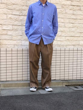 「COMOLI（コモリ）のアイテム（シャツ/ブラウス、ブルー系）」を使った、tyu020313さん（メンズ・175cm）の春コーディネート