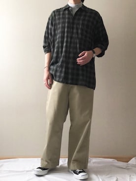「COMOLI（コモリ）のアイテム（シャツ/ブラウス、グリーン系）」を使った、tyu020313さん（メンズ・175cm）の春コーディネート