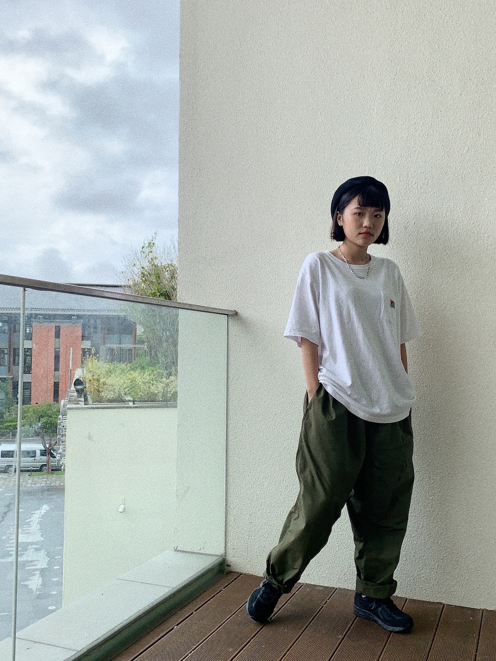 「BEN DAVISのアイテム（Tシャツ/カットソー、ホワイト系）」を使った、pengzcさん（レディース・161cm）の夏コーディネートの1枚目の写真