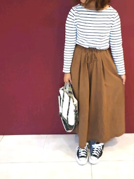 「GU（ジーユー）のアイテム（Tシャツ/カットソー、その他）」を使った、pir☺︎ ︎さん（レディース・158cm）の秋コーディネート