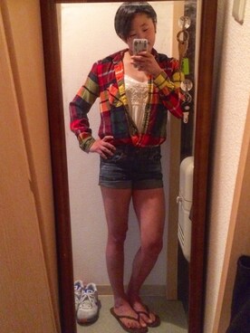 「Abercrombie&Fitch（アバークロンビーアンドフィッチ）のアイテム（サンダル）」を使った、那奈さん（レディース・154cm）の冬コーディネート
