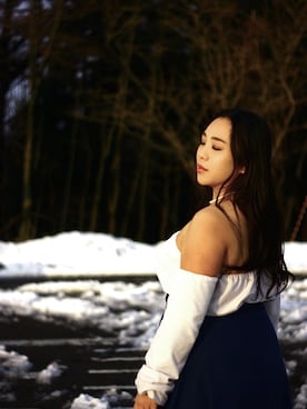 ネックレスを使った オフショルダー のレディース人気ファッションコーディネート Wear