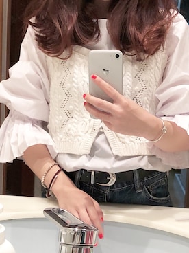 「アイテム（バングル/リストバンド）」を使った、asaccoさん（レディース・155cm・20代）の秋コーディネート