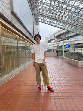 「NANO universe（ナノユニバース）の《汗染み防止》Anti Soaked ヘビーVネックTシャツ（Tシャツ/カットソー）」を使った、nano・universe ルミネ横浜 Mensさん（メンズ・170cm）の夏コーディネート