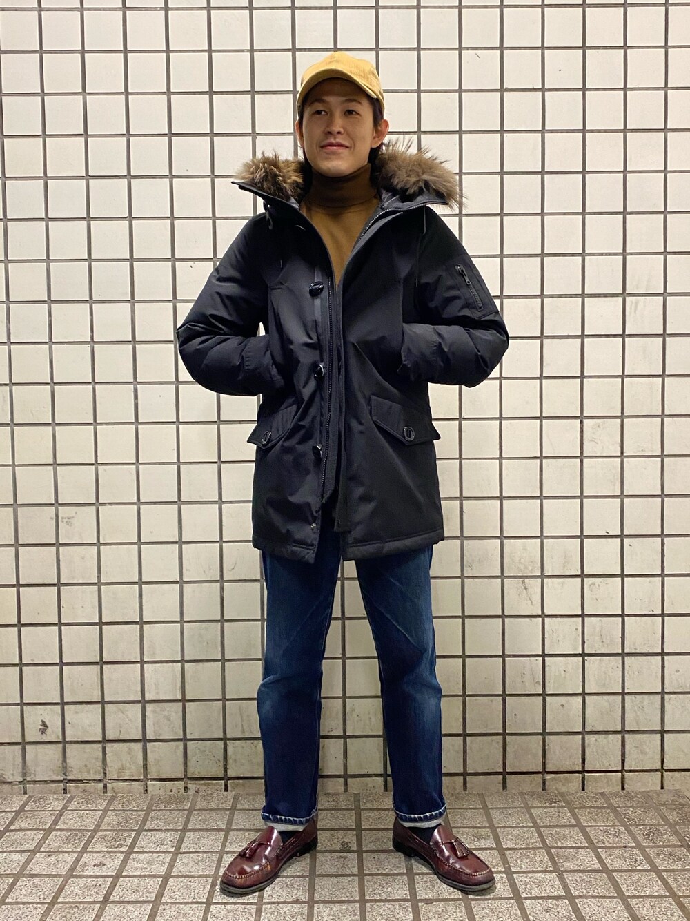 「大人カジュアル、おしゃれさんと繋がりたい、きれいめカジュアル、冬のコーデ、革靴、秋冬コーデ、冬アウター、西川ダウン、ナノユニバース、nano・universe」｜「NANO universeの西川ダウン［HYBRID］ EASTアークティック（ダウンジャケット/コート、ブラック系）」を使った、nano・universe ルミネ横浜 Mensさん（メンズ・170cm）の冬コーディネートの1枚目の写真