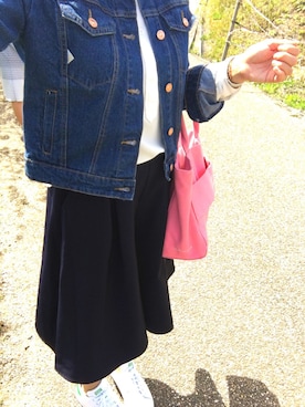「stradivarius（ストラディバリウス）のアイテム（デニムジャケット）」を使った、いとちゃんさん（レディース・160cm）の春コーディネート