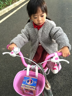 「AVAN LILY（アヴァンリリィ）のアイテム（ノーカラージャケット）」を使った、doudouさん（キッズ・90cm）の冬コーディネート