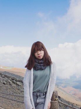 「PULL&BEAR（プルアンドベア）のアイテム（スウェット）」を使った、Tay Lu Enさん（レディース・163cm）の春コーディネート