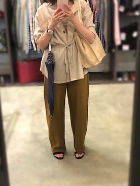 「UNIQLO（ユニクロ）のワイドフィットカーブジャージーパンツ(丈標準72～74cm）（その他パンツ、ブラウン系）」を使った、mishiさん（レディース・154cm）の夏コーディネート
