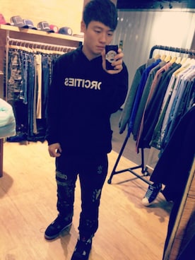 粘哲維さんのコーディネート