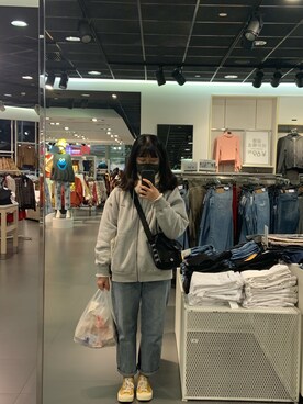 「アイテム（スタジャン、グレー系）」を使った、MeiMさん（レディース・162cm）の冬コーディネート