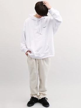「Lulu ＆ Arnie（るるあんどあーにー）のアイテム（チノパンツ）」を使った、おやすみくん💤さん（メンズ・170cm）の冬コーディネート