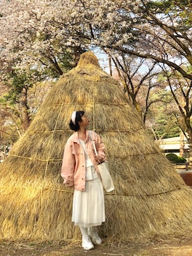 「unrelaxing（アンリラクシング）のアイテム（デニムジャケット）」を使った、Jessica Her👽さん（レディース・157cm）の春コーディネート