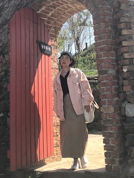 「unrelaxing（アンリラクシング）のアイテム（デニムジャケット）」を使った、Jessica Her👽さん（レディース・157cm）の春コーディネート