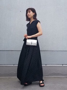 「ROSE BUD（ローズバッド）のアイテム（つなぎ/オールインワン）」を使った、ROSE BUD STAFFさん（レディース・158cm）の夏コーディネート