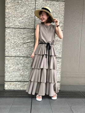 「PAOLA FERRI（パオラフェリー）のアイテム」を使った、ROSE BUD STAFFさん（レディース・160cm）の夏コーディネート