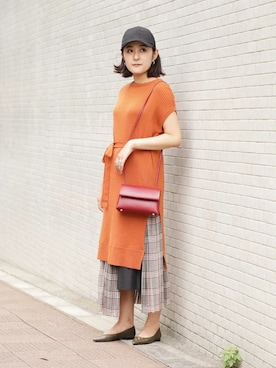 「ROSE BUD（ローズバッド）のアイテム（キャップ）」を使った、ROSE BUD STAFFさん（レディース・165cm）の夏コーディネート