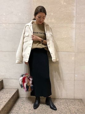 「ROSE BUD（ローズバッド）のアイテム（クラッチバッグ）」を使った、ROSE BUD STAFFさん（レディース・160cm）の秋コーディネート