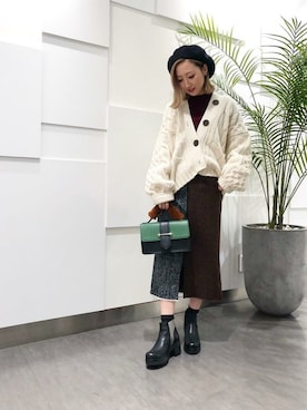 「mici（ミチ）のアイテム（トップス）」を使った、ROSE BUD STAFFさん（レディース・160cm）の秋コーディネート