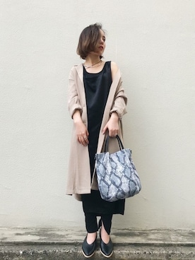 「ALL BLACK（オールブラック）のアイテム」を使った、ROSE BUD STAFFさん（レディース・157cm）の春コーディネート