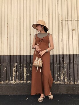 「アースカラー」｜「アイテム（ワンピース/ドレス）」を使った、ROSE BUD STAFFさん（レディース・165cm）の春コーディネート