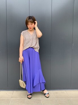 「アイテム（ショルダーバッグ、ゴールド系）」を使った、ROSE BUD STAFFさん（レディース・160cm）の春コーディネート